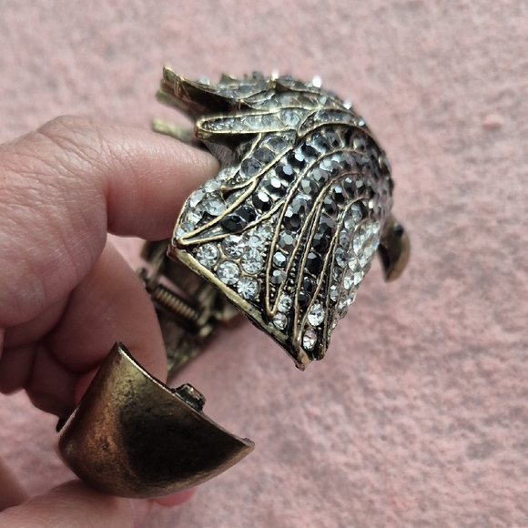 Crystal Pavé Peacock Cuff Bracelet - Black and Clear - Picture 9 of 10